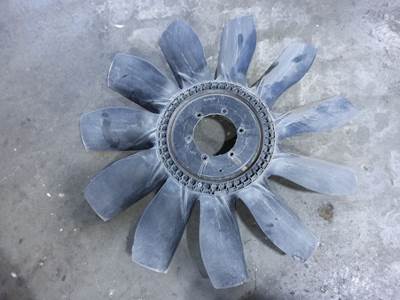 Paccar MX-13 Fan Blade for a Kenworth T680