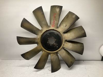 Volvo VED12 Fan Blade for a Volvo VNL