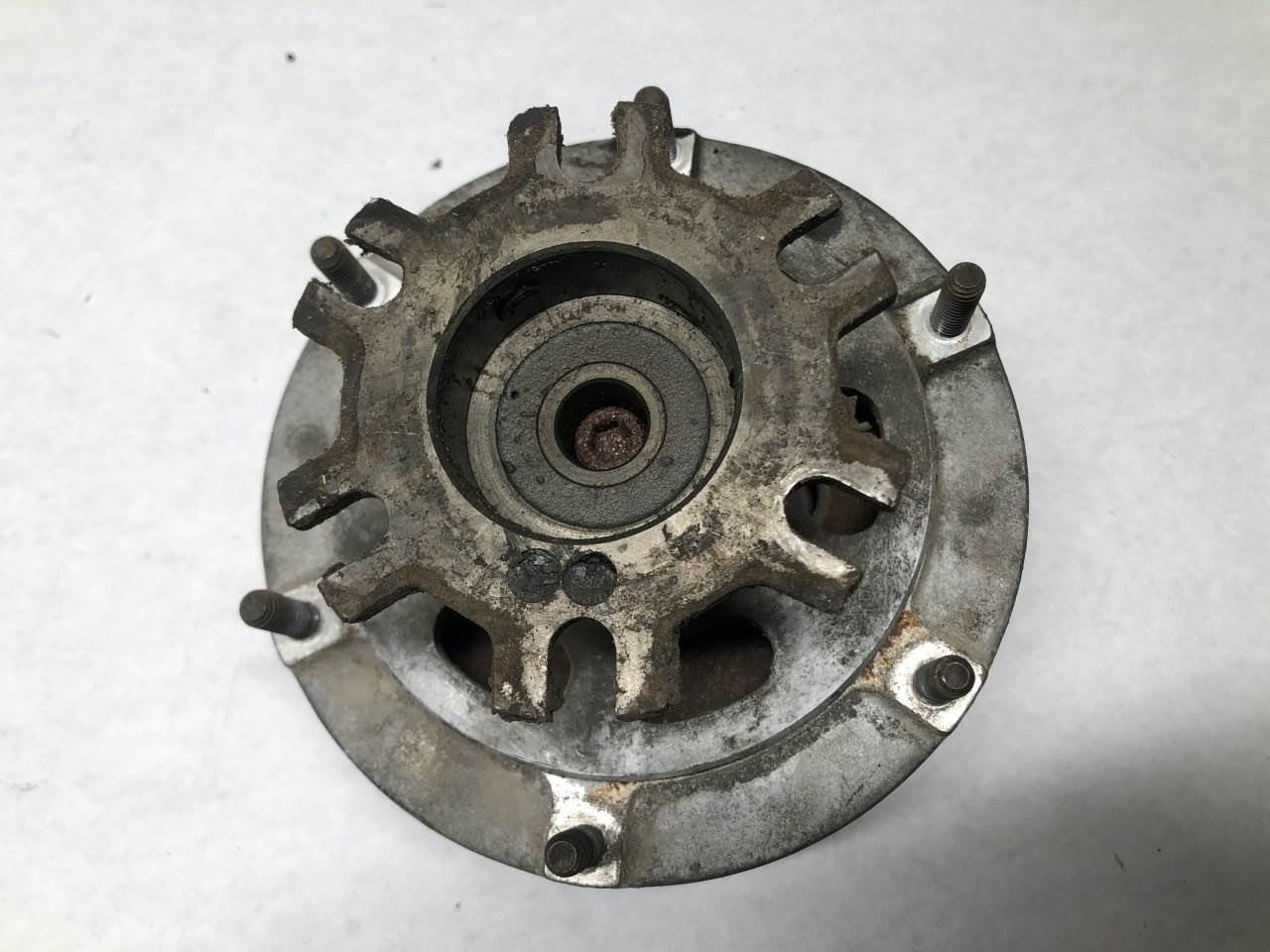 1991 Caterpillar 3406B Fan Clutch for a Freightliner FLD120 For Sale