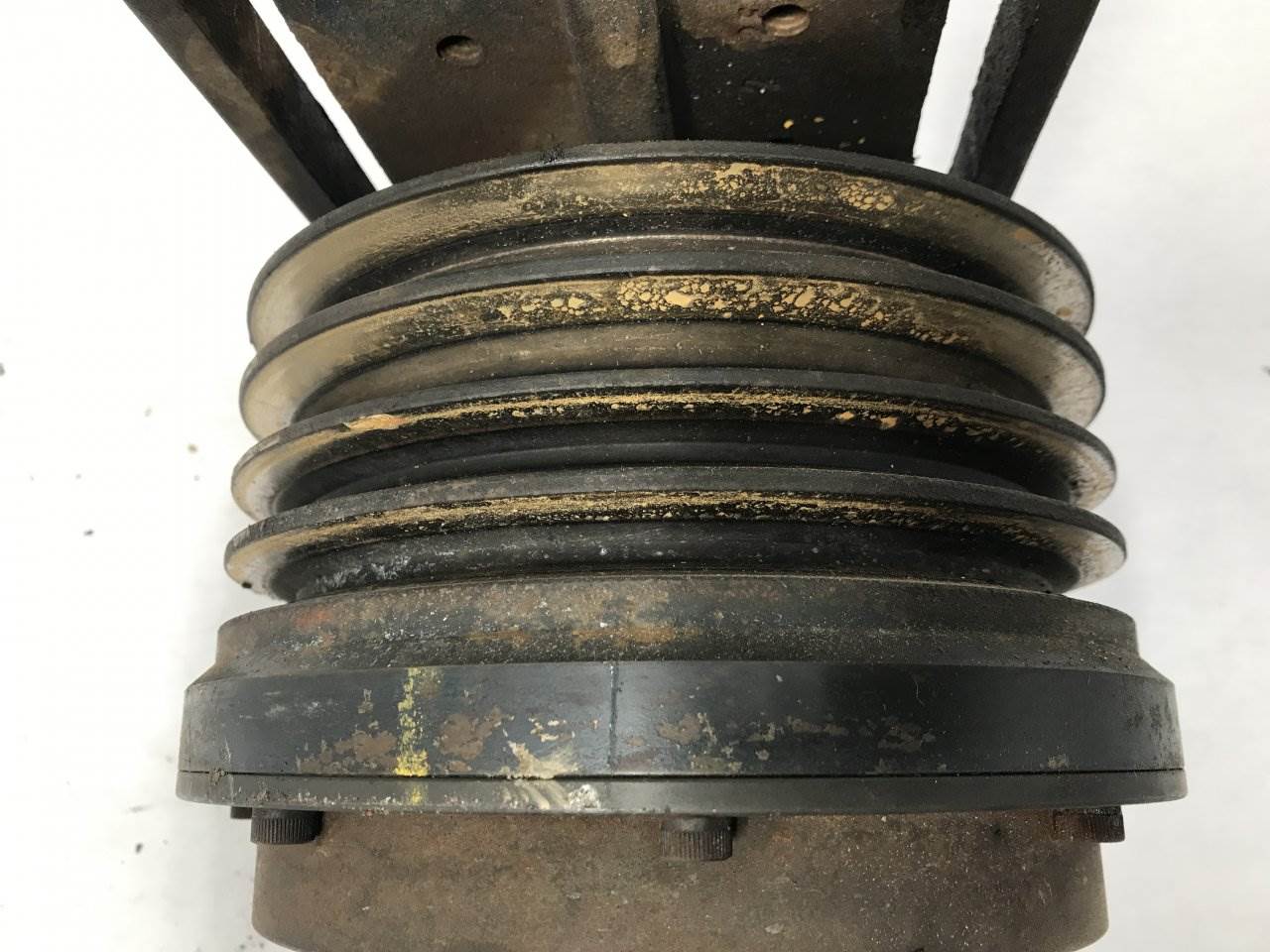 2003 Caterpillar C15 Fan Clutch for a Peterbilt 379 For Sale Sioux