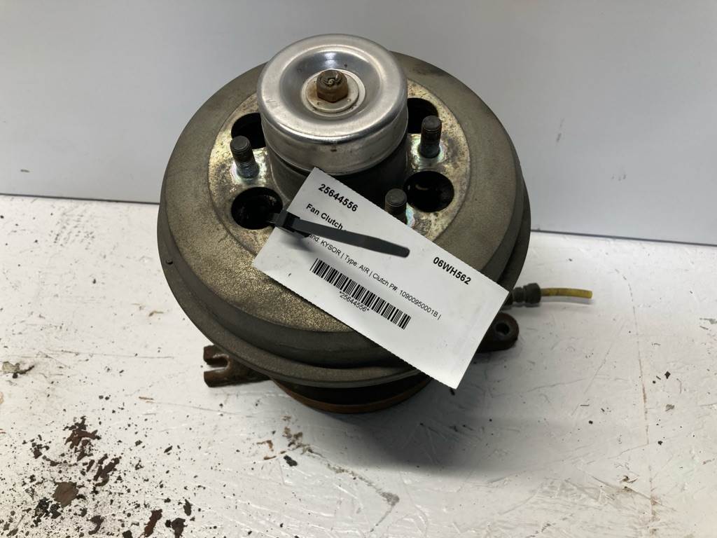 2006 Caterpillar C7 Fan Clutch for a Freightliner M2 106 For Sale Des