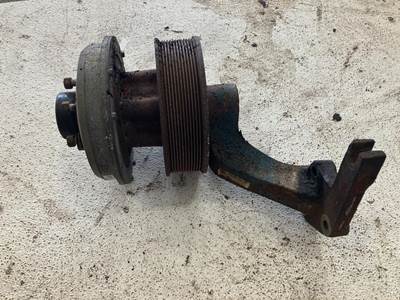 Cummins ISX Fan Clutch for a Kenworth T680