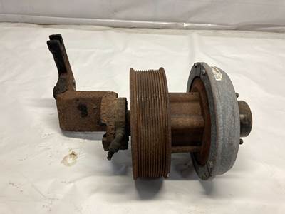 Cummins ISX Fan Clutch for a Peterbilt 387