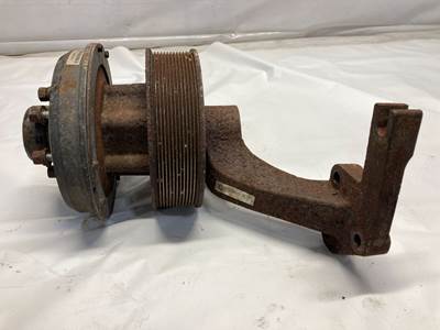 Cummins ISX15 Fan Clutch for a Peterbilt 587