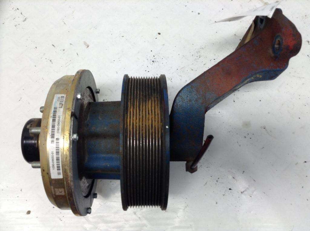 2013 Cummins ISX15 Fan Clutch for a PETERBILT 386 For Sale Sioux