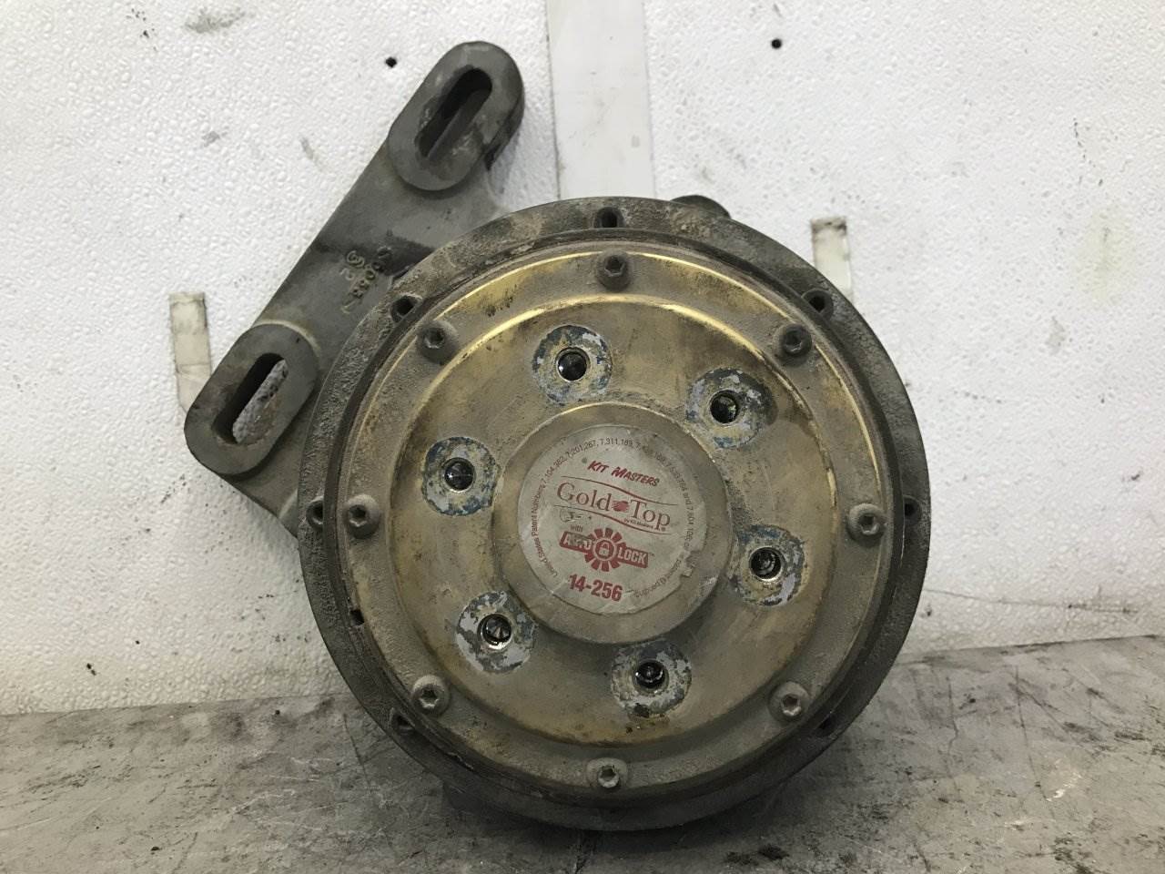 1993 Cummins L10 Fan Clutch for a Ford LT9000 For Sale Kansas City