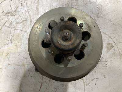 Detroit DD13 Fan Clutch for a Freightliner Cascadia
