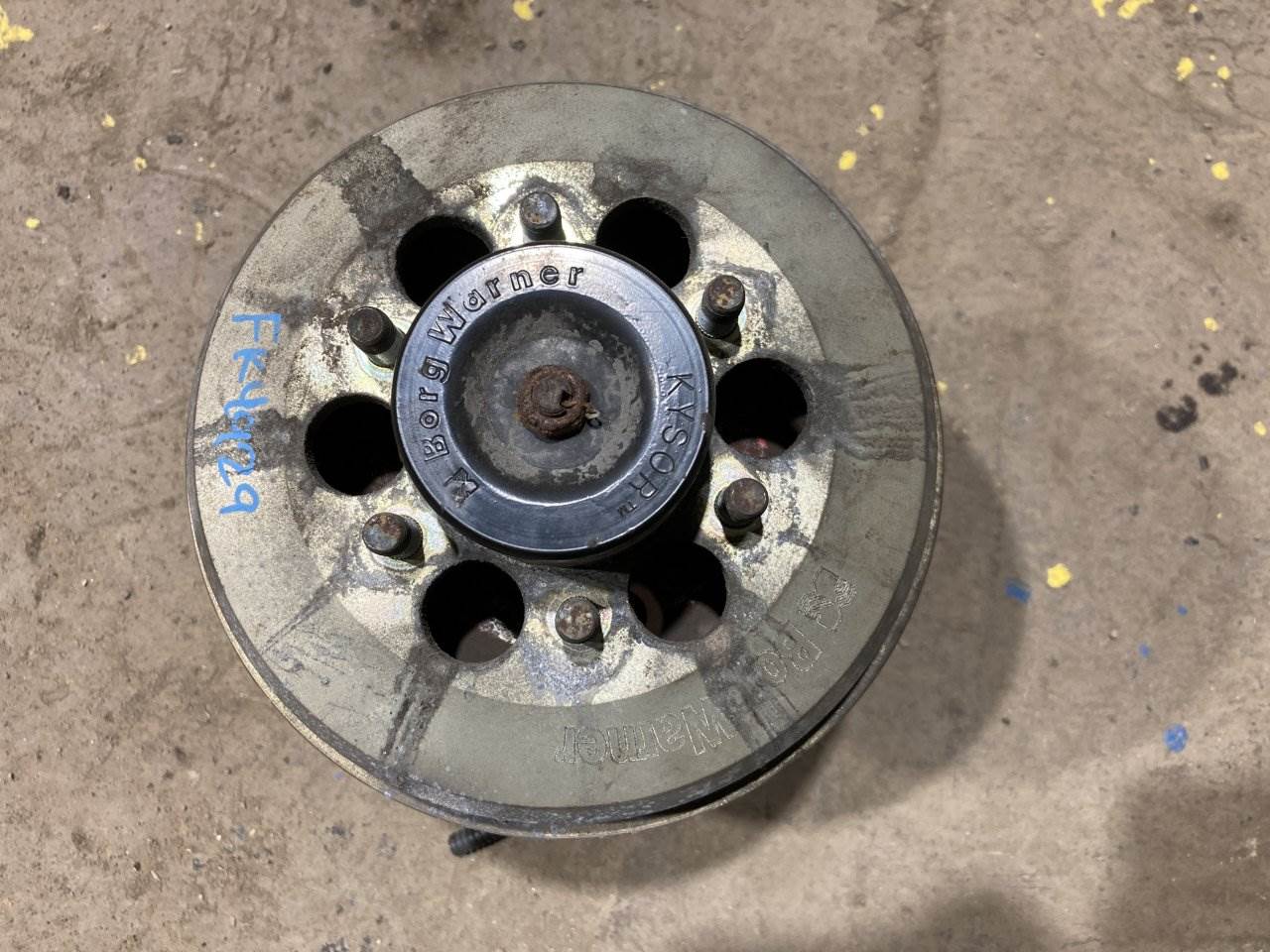 2015 Detroit DD15 Fan Clutch for a Freightliner Cascadia For Sale