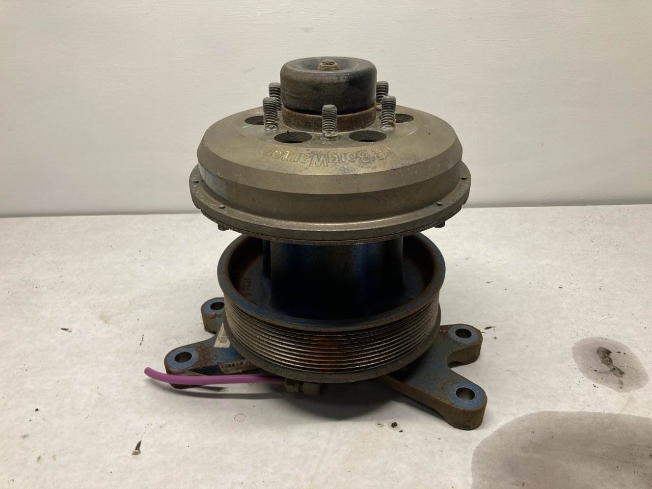 2018 Detroit DD15 Fan Clutch for a Freightliner Cascadia For Sale