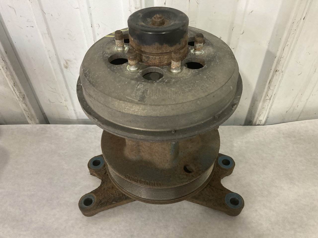 2011 Detroit DD15 Fan Clutch for a Freightliner Cascadia For Sale