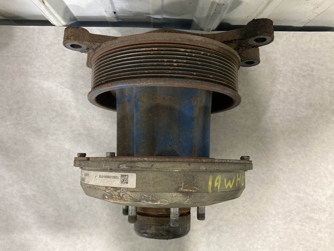 2019 Detroit DD15 Fan Clutch for a Freightliner Cascadia For Sale