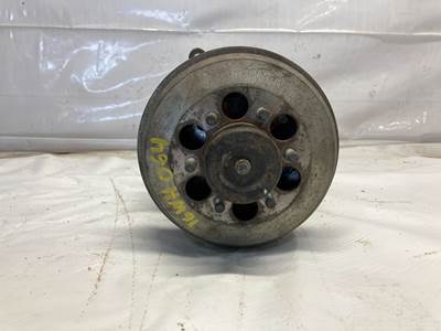 Detroit DD15 Fan Clutch for a Freightliner Cascadia
