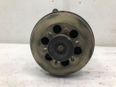 Detroit DD15 Fan Clutch for a Freightliner Cascadia