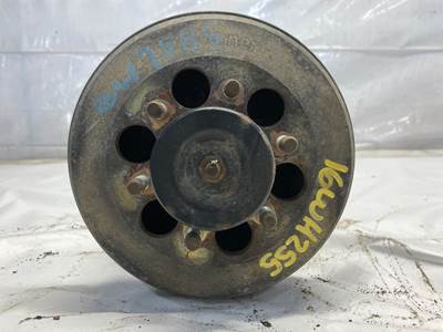 Detroit DD15 Fan Clutch for a Freightliner Cascadia