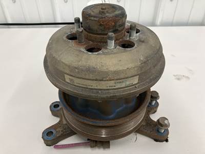 Detroit DD15 Fan Clutch for a Freightliner Cascadia
