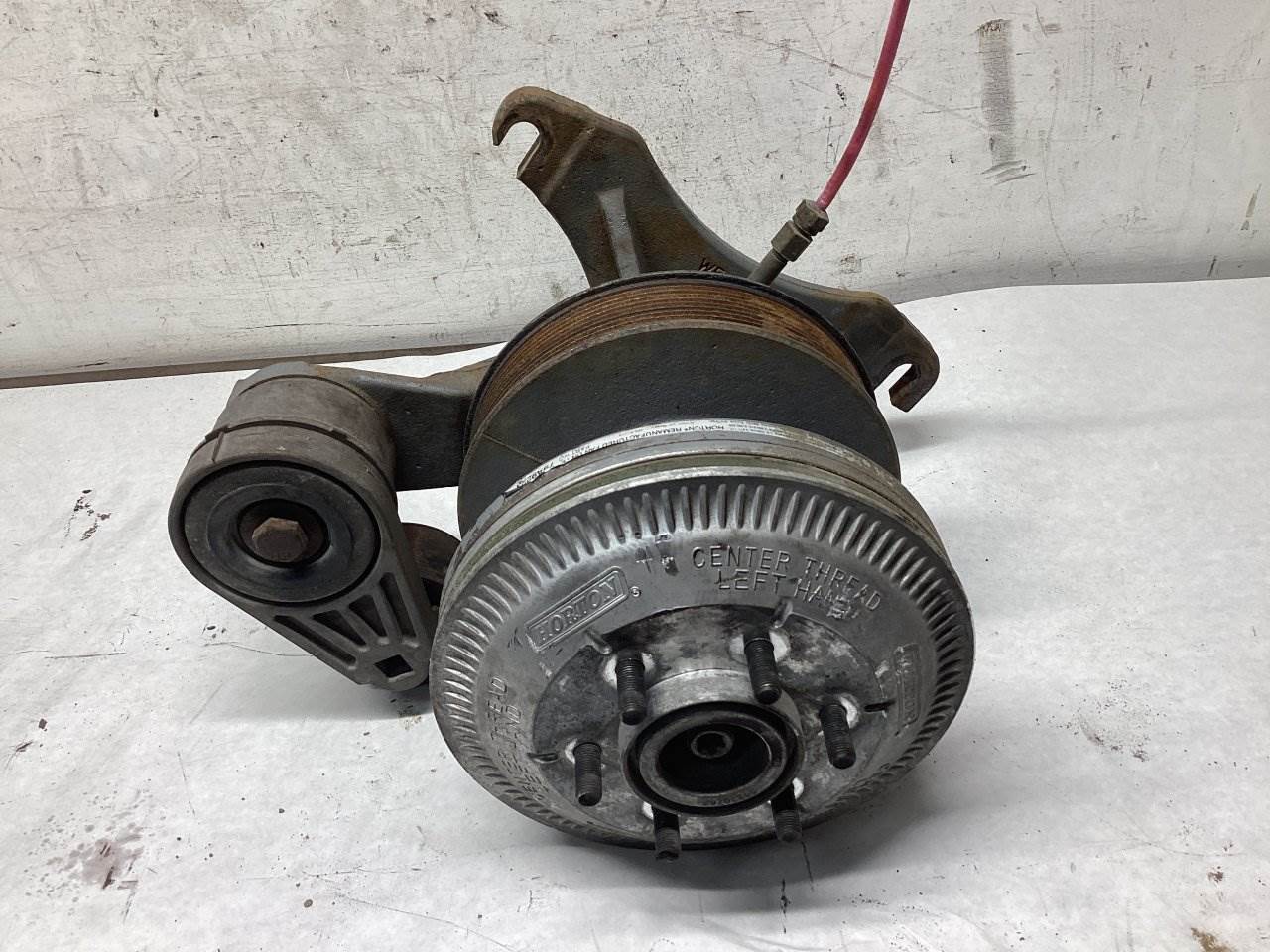 2004 Detroit Series 60 14.0L Fan Clutch for a Freightliner Columbia 120 For Sale Sioux Falls