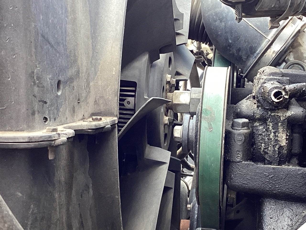 2008 GMC 8.1L Fan Clutch for a GMC C7500 For Sale Kansas City, MO