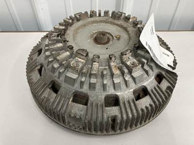 International DT570 Fan Clutch for a International 7500
