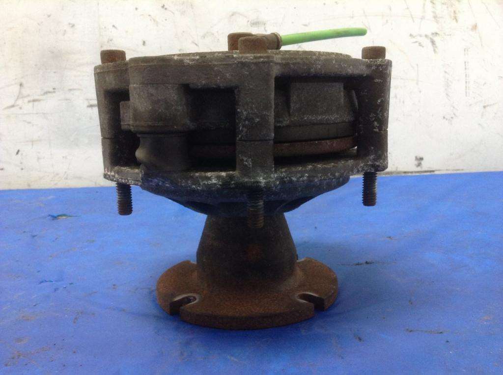 2008 MercedesBenz MBE926 Fan Clutch for a FREIGHTLINER M2 106 For Sale