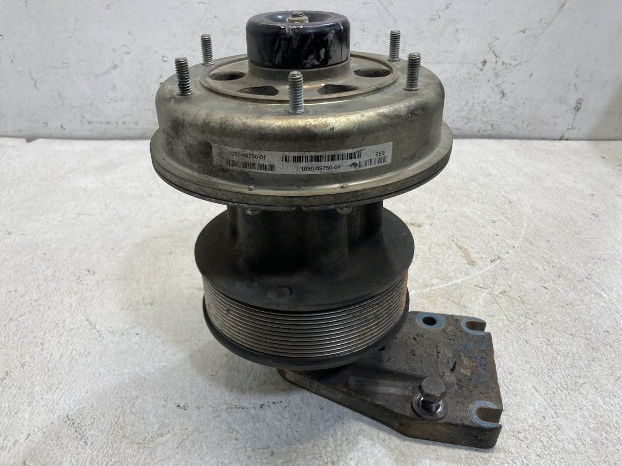 2014 Paccar MX13 Fan Clutch for a Peterbilt 579 For Sale Spencer, IA