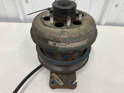 Paccar PX-7 Fan Clutch for a Peterbilt 337