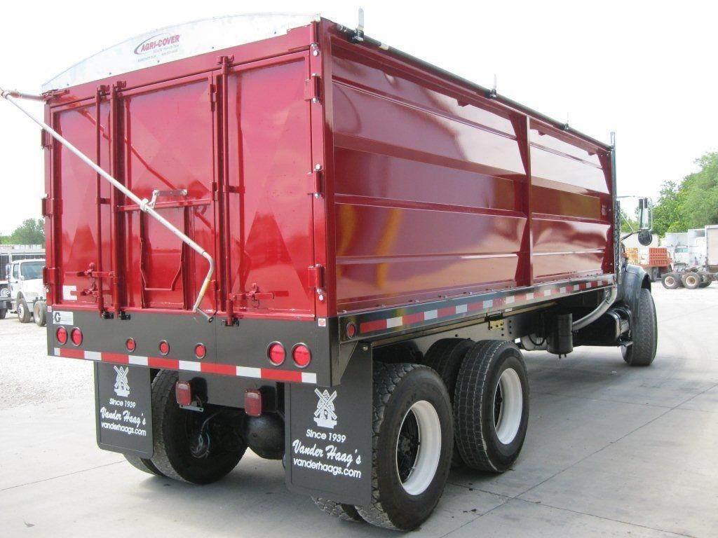 1994 International 4900 Single Axle Farm / Grain Truck 210HP For Sale