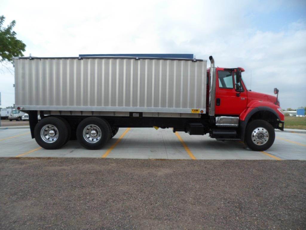 Grain Trucks For Sale >> 2006 International 7600 Farm Grain Truck For Sale 368 535 Miles Sioux Falls Sd Ih Grain Truck Mylittlesalesman Com Grain Trucks For Sale >> 2006 International 7600 Farm Grain Truck For Sale 368 535 Miles Sioux Falls Sd Ih Grain Truck Mylittlesalesman Com
