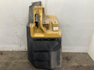 Caterpillar CT660 Fender