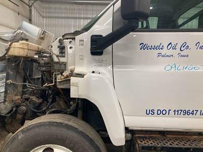 Chevrolet C7500 Fender