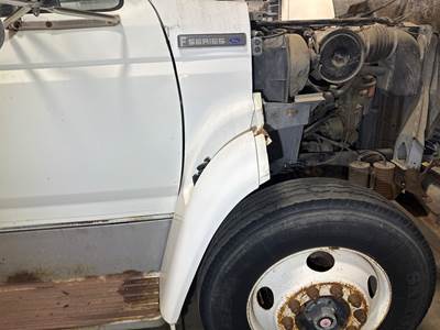 Ford F-700 Fender for a Ford F700