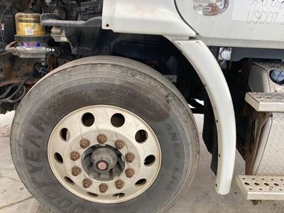 Freightliner Cascadia Fender