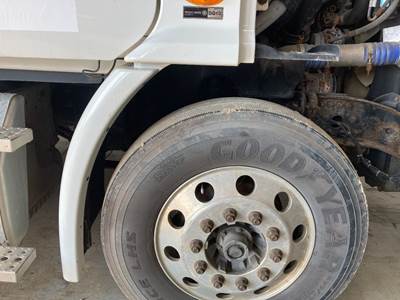 Freightliner Cascadia Fender