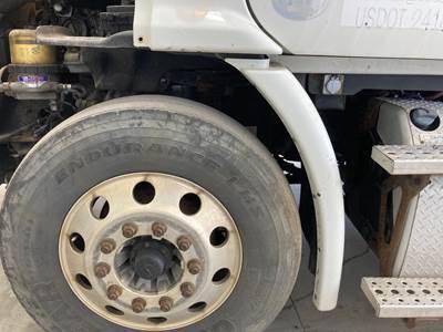 Freightliner Cascadia Fender