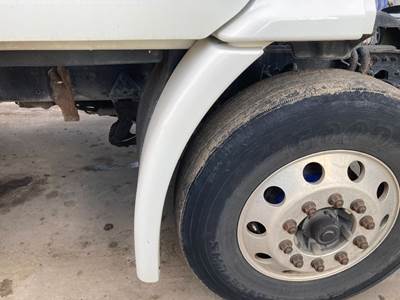 Freightliner Cascadia Fender