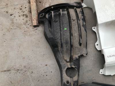 Freightliner Cascadia Fender