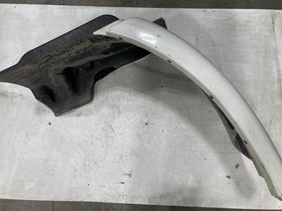 Freightliner Cascadia Fender