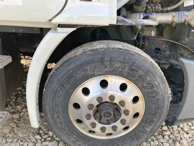 Freightliner Cascadia Fender