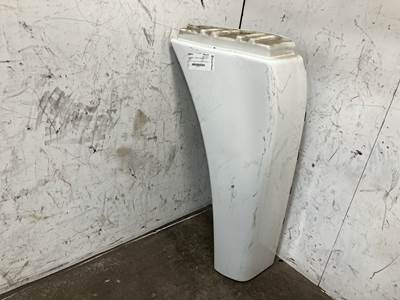 Freightliner Cascadia Fender