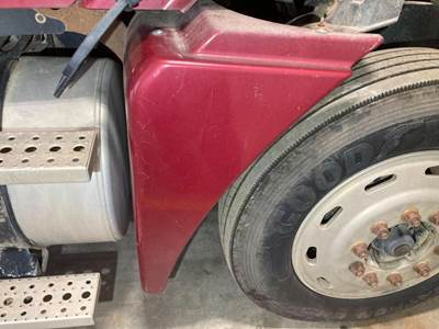 Freightliner Columbia 120 Fender
