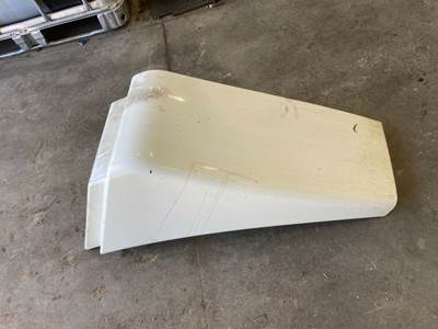 Freightliner Columbia 120 Fender