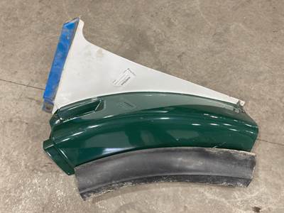 Freightliner Coronado Fender