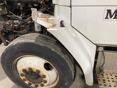 Freightliner FL60 Fender