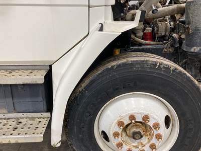 Freightliner FL70 Fender