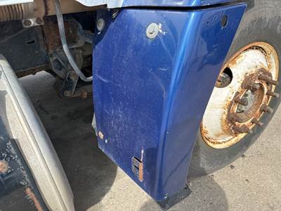 Freightliner FLD112 Fender