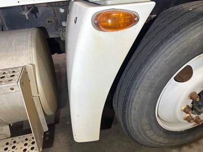 Freightliner FLD112 Fender