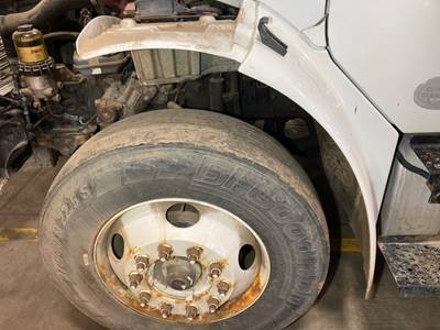 Freightliner M2 106 Fender