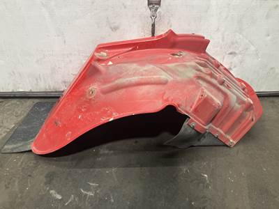 Freightliner M2 106 Fender