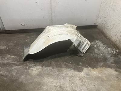 Freightliner M2 106 Fender