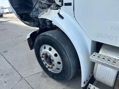 Freightliner M2 112 Fender