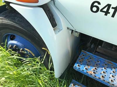 International 4400 Fender